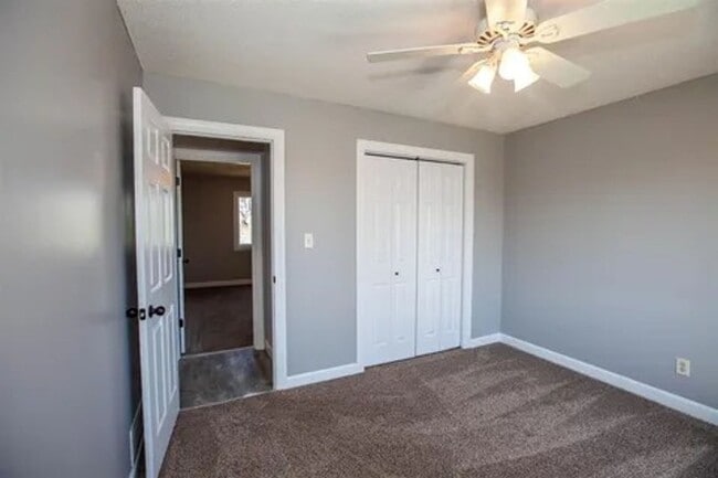 Building Photo - Gorgeous Corner lot Home for Rent!