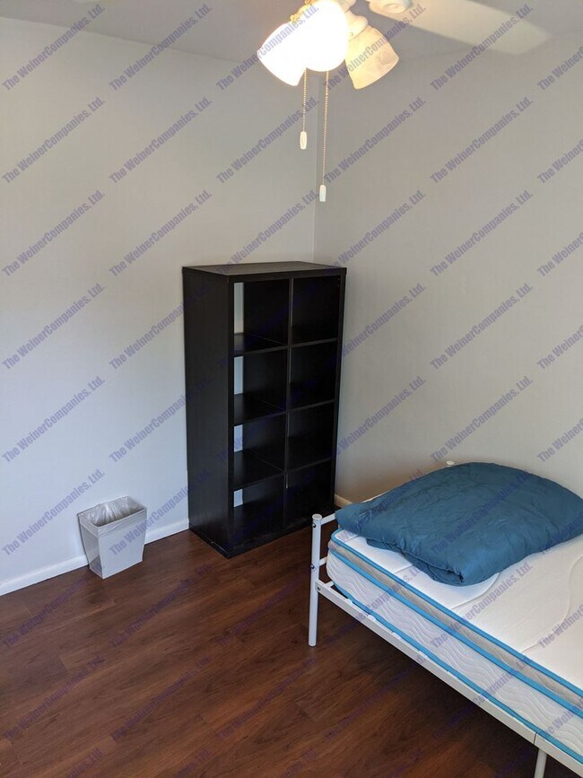 Building Photo - Now leasing!!!