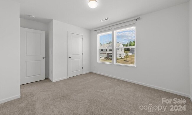 Building Photo - Move in Now, Buy When You're Ready Your Ne...