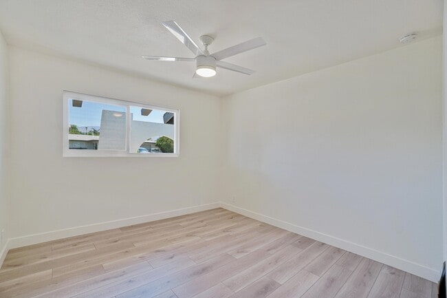 Building Photo - 74398 Myrsine Ave