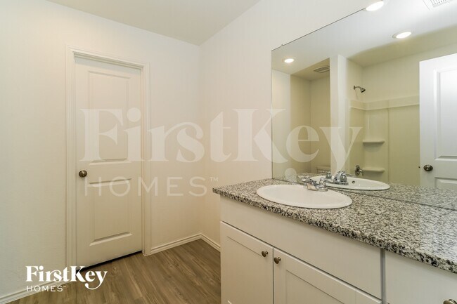 Building Photo - 13022 Rosemary Cove