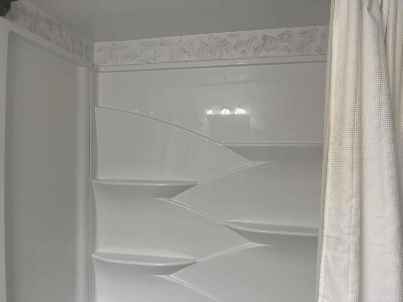 Building Photo - 118 N Madison Rd