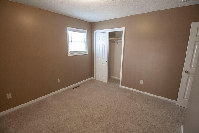 Building Photo - 4615 Brandon Woods St