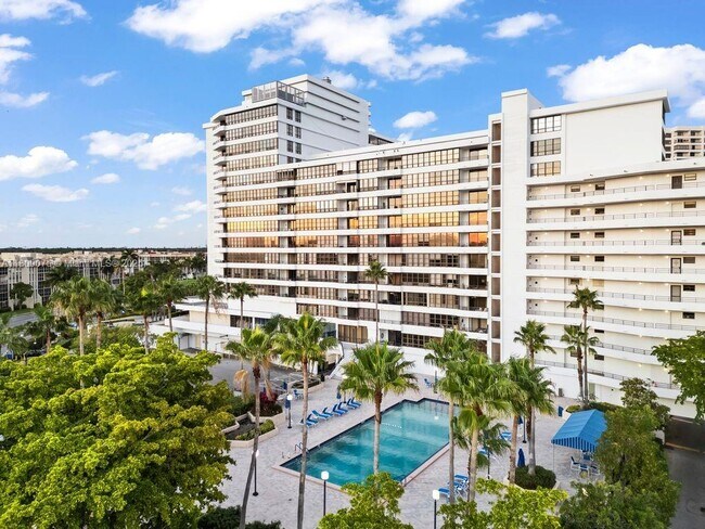 Building Photo - 500 Three Islands Boulevard