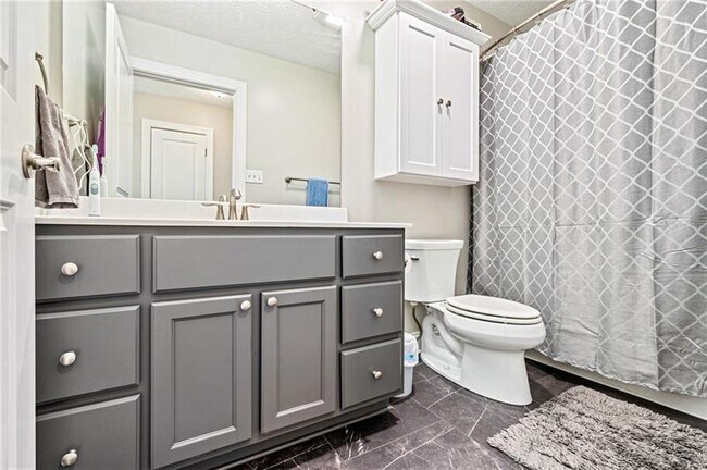 Building Photo - 143 Aberdeen Dr