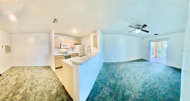 Building Photo - 5459 Vineland Rd