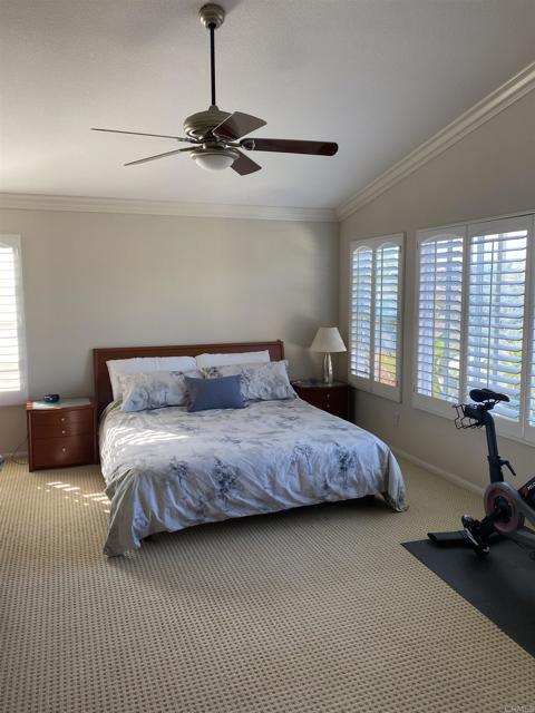 Building Photo - 10992 Cloverhurst Way