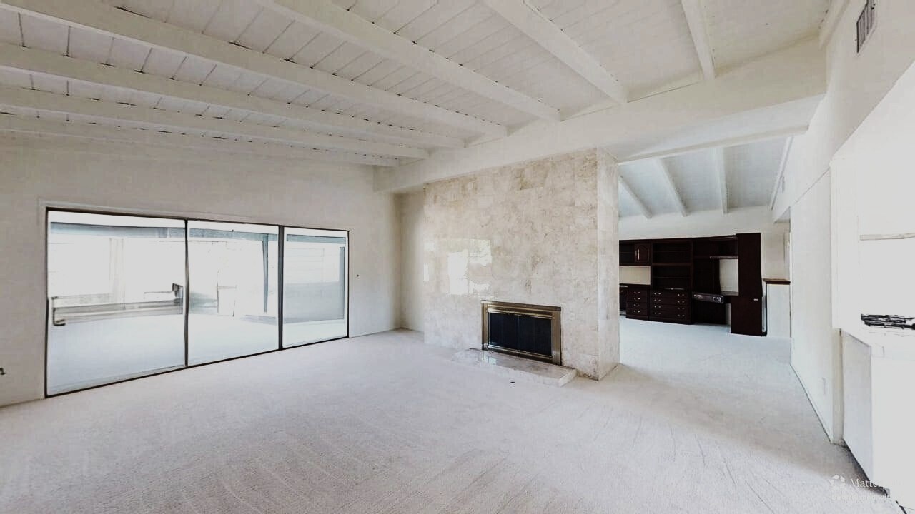 Building Photo - 22545 Hatteras St