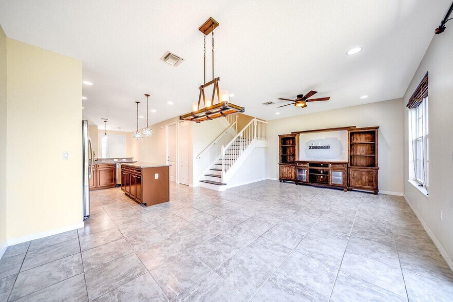 Building Photo - 4543 Tara Cove Way