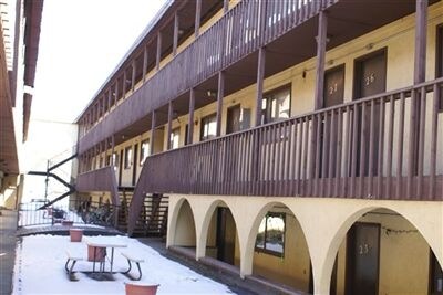 Primary Photo - Camlett Apartments