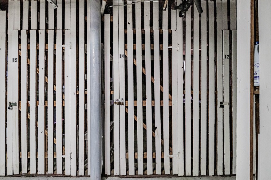 Building Photo - 197 Pine St