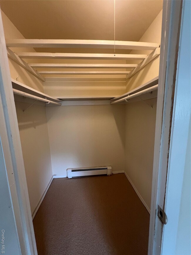 Building Photo - 2 Granada Crescent