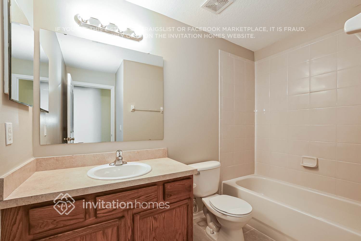 Building Photo - 2126 Darlin Cir