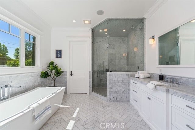 Building Photo - 20701 Dumont St