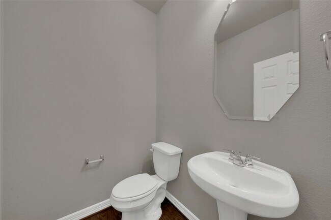 Building Photo - 113 Sea Glass Cv