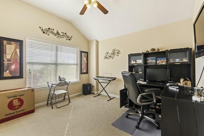 Building Photo - 1617 Hidden Springs Path