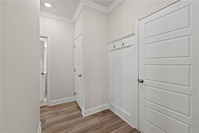 Building Photo - 4229 Brookmont Wy