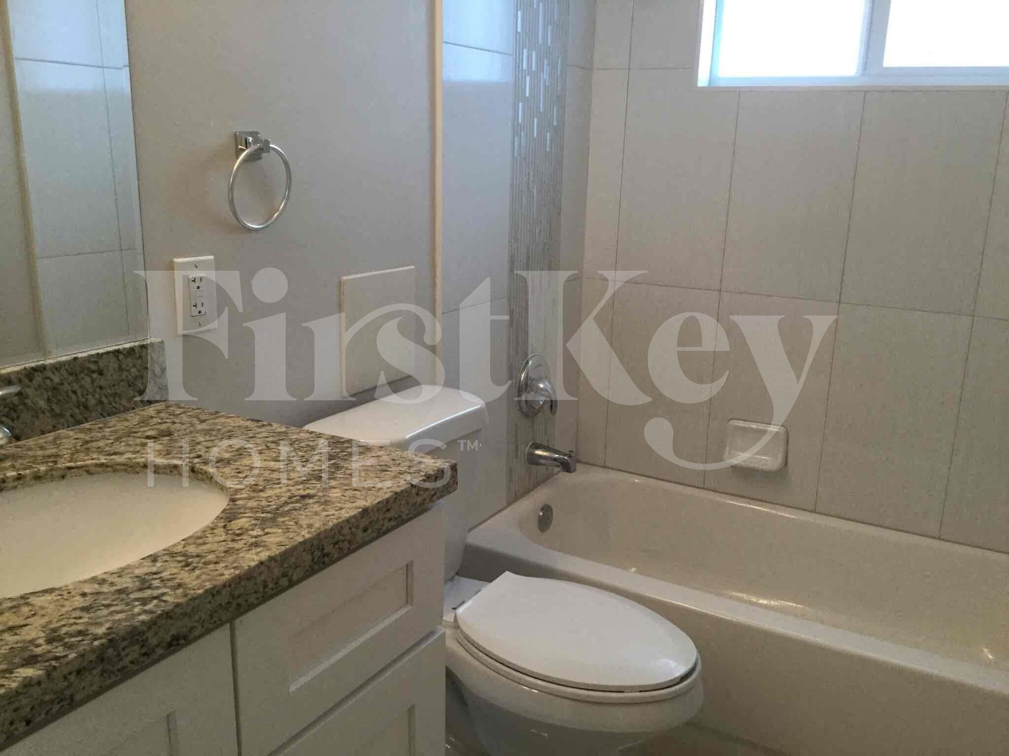 Building Photo - 1785 SW 43rd Ave