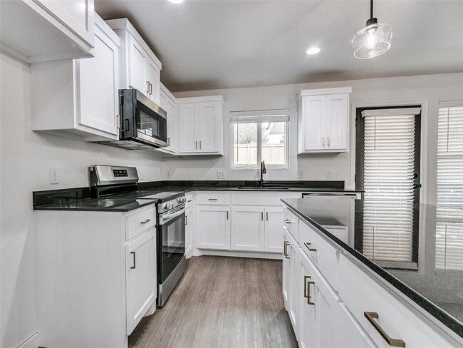 Building Photo - 13007 NW 3rd St