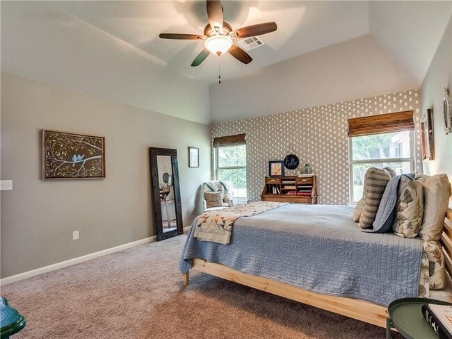 Building Photo - Beautiful 3 bedroom 2 bathroom home in Mon...