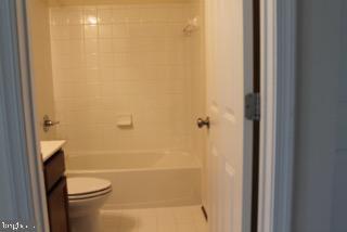 Building Photo - 107 Poinsettia Wy