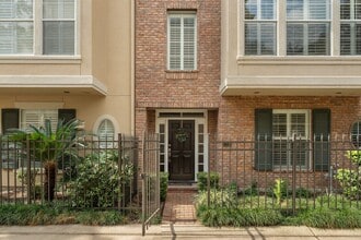 Building Photo - 2196 Bancroft Ln