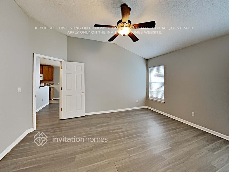 Building Photo - 1623 Canopy Oaks Dr