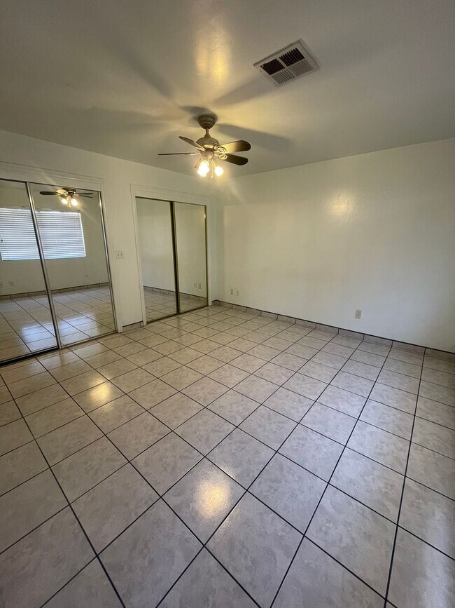 Building Photo - 939 Baldwin Rd