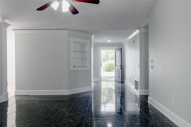 Building Photo - 2074 Flint Hill Dr