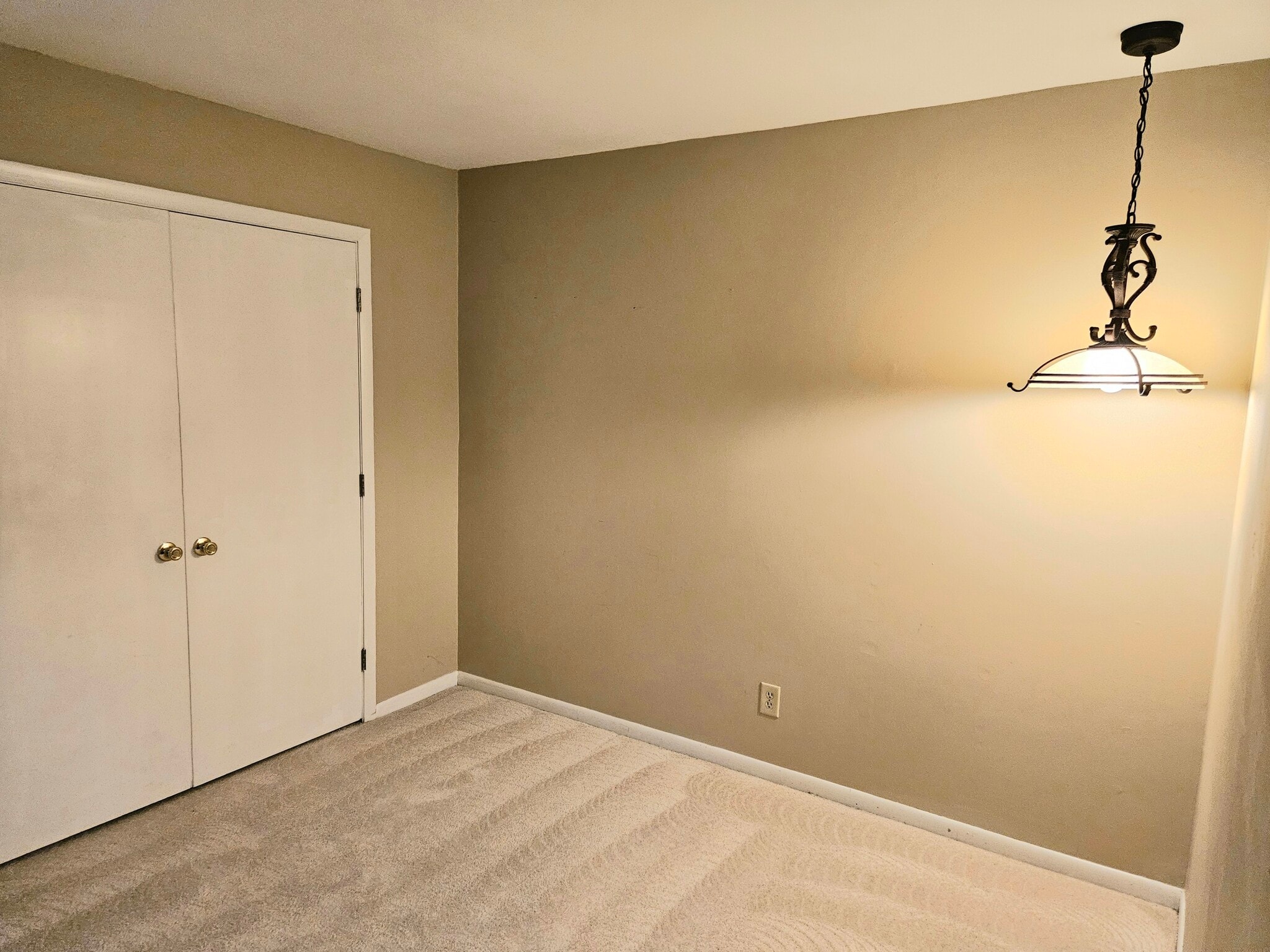 Building Photo - 465 Pebble Creek Dr