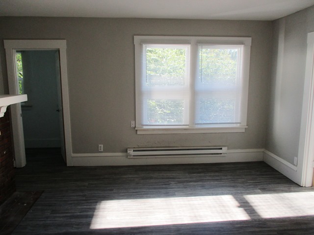 Building Photo - 312 N McLean St