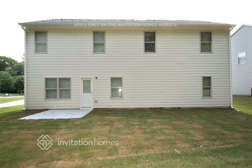 Building Photo - 3030 Stonebrook Cove