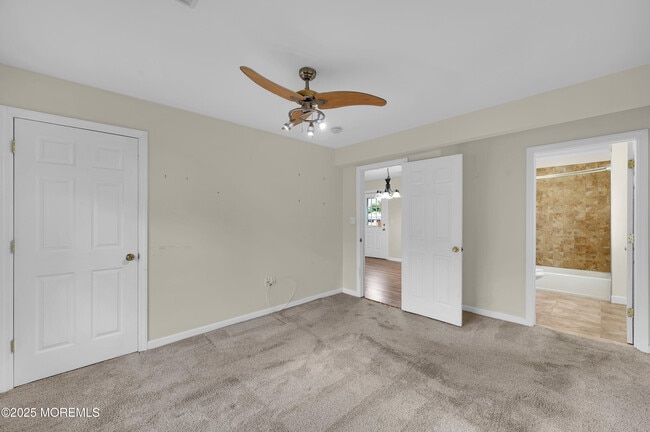 Building Photo - 1109 Spar Ave