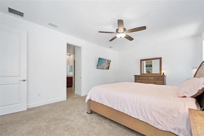 Building Photo - 27 Bay Ct