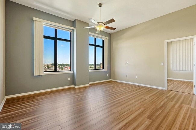 Building Photo - 2720 S Arlington Mill Dr