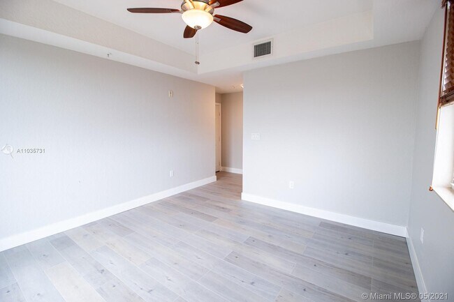 Building Photo - 9021 SW 94th St