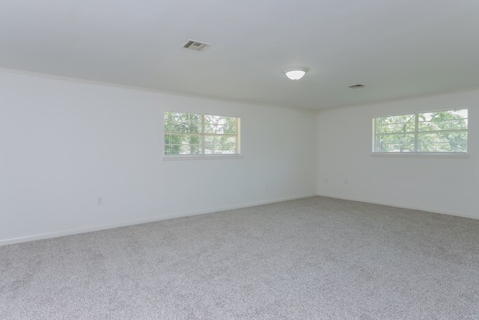 Building Photo - 101 Montview Ct