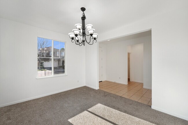 Building Photo - 6717 Sao Tiago Way