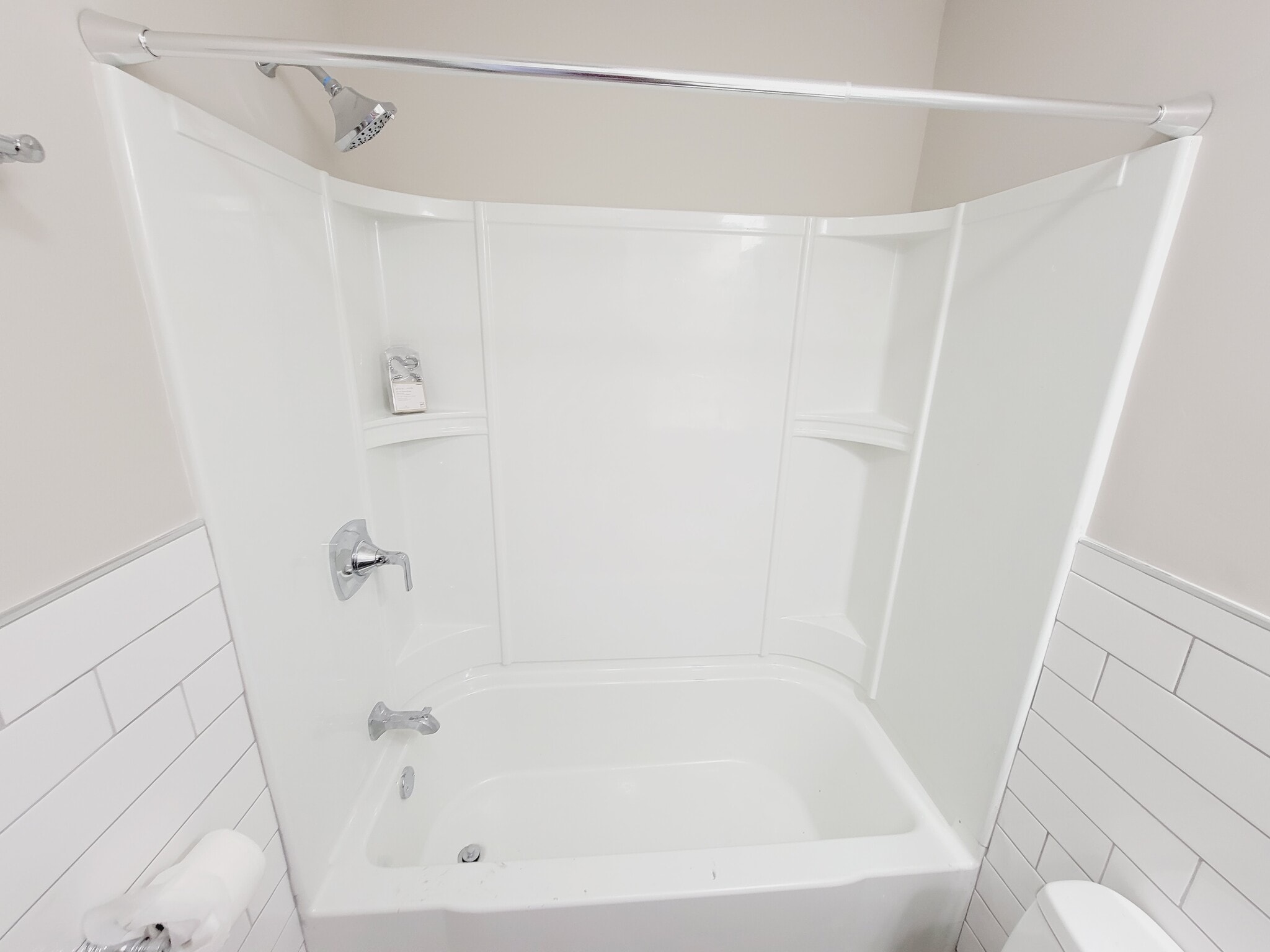 Building Photo - 41 Evergreene