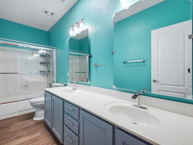 Building Photo - 8647 E Bullrider Pl