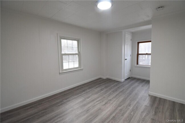 Building Photo - 23 Wawayanda Ave