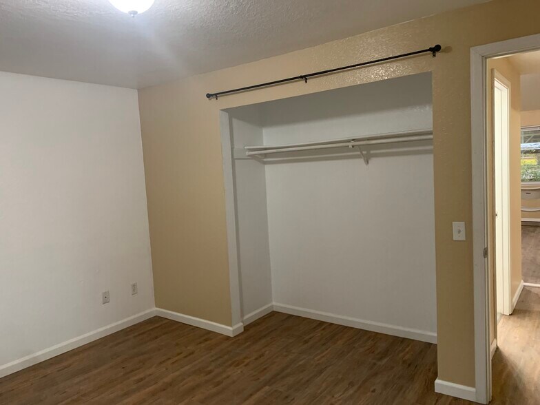 Building Photo - 6723 Kinwood Park Ln SE
