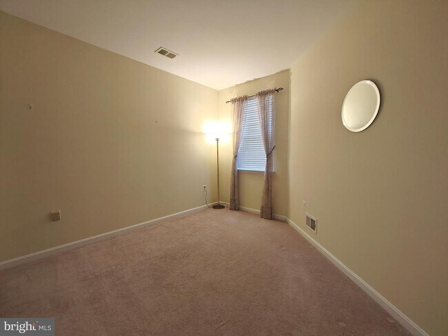 Building Photo - 10425 Starlight Pl