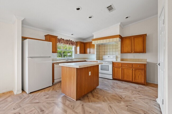 Building Photo - 2906 Shannon Ct