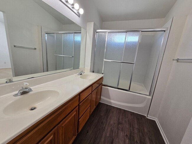 Building Photo - 4375 Portola Dr