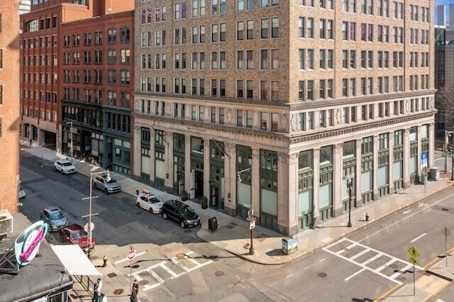 Building Photo - 210 South St