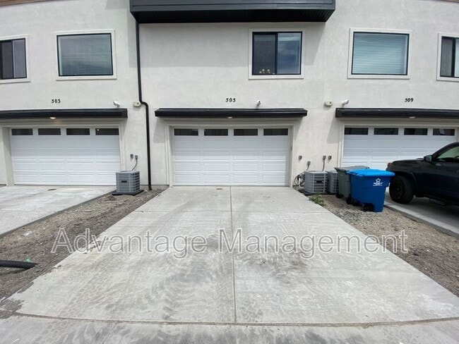 Building Photo - 505 S 1040 W