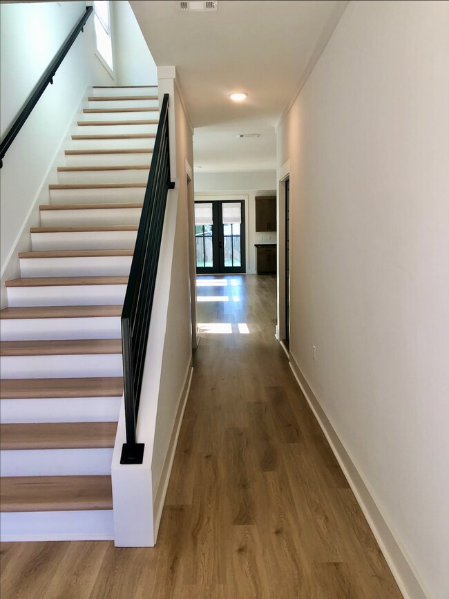 Building Photo - Coming Soon in East Hill