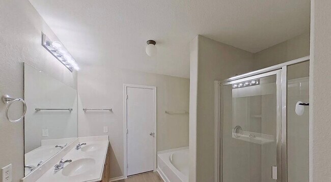 Building Photo - A Place to Settle In: Inviting 5-Bedroom Family Home