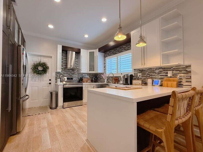 Building Photo - 14469 SW 158th Pl